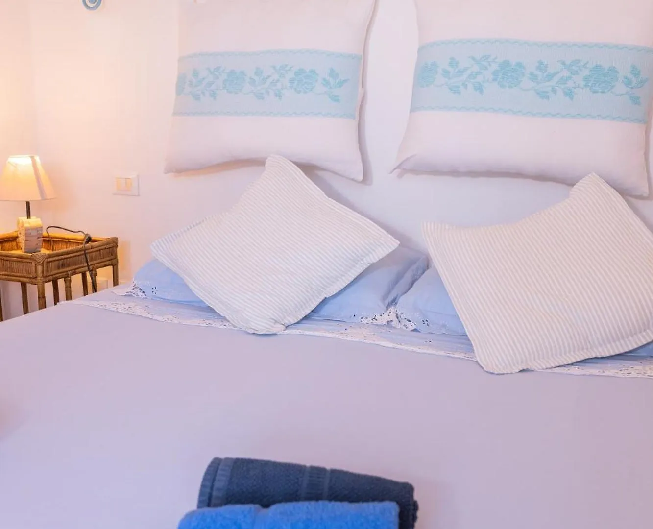 Residenza Del Barone Villa Zoe Chia - Vista Mare 0*,