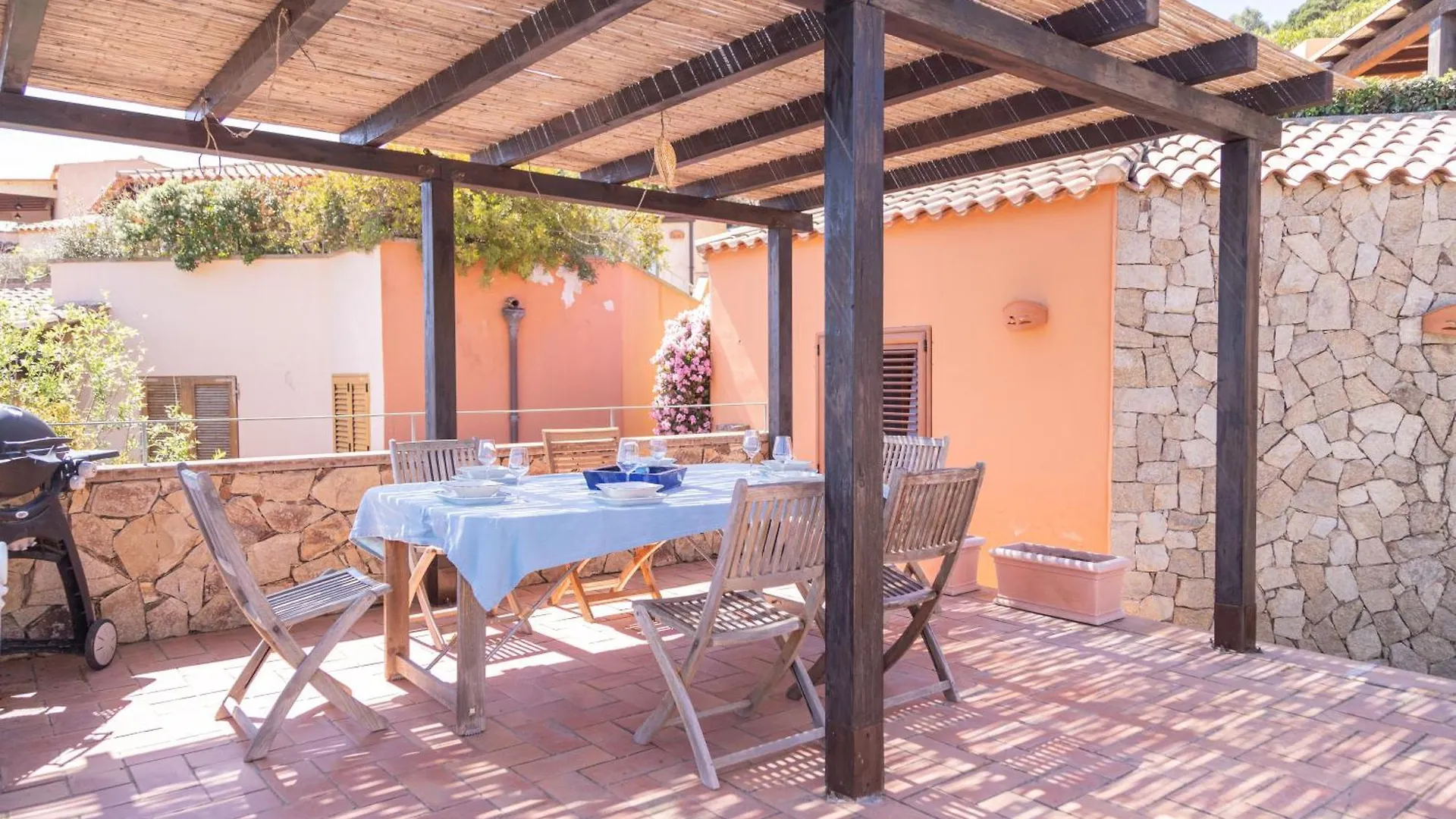 Residenza Del Barone Villa Zoe Chia - Vista Mare 0*,